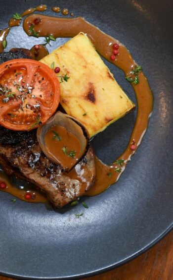 lounge-steak0